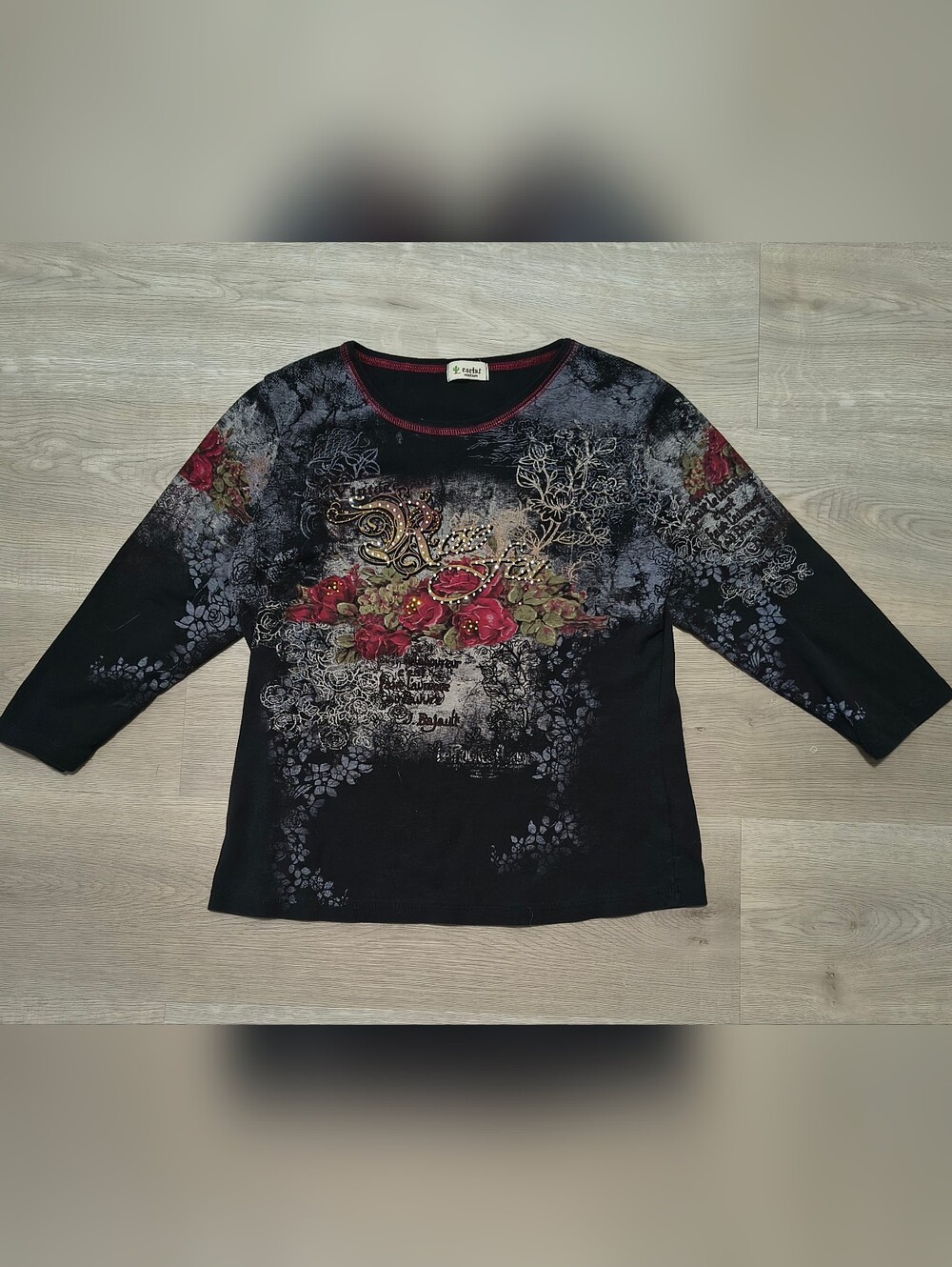 Y2K Cactus Black 3/4 Long Sleeve Tee with Red Floral Detail